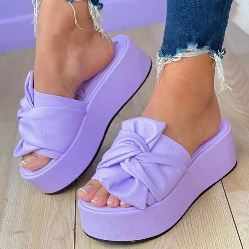 Amara – Hoge Hakken Sandalen met Dikke Zool en Open Teen Velani