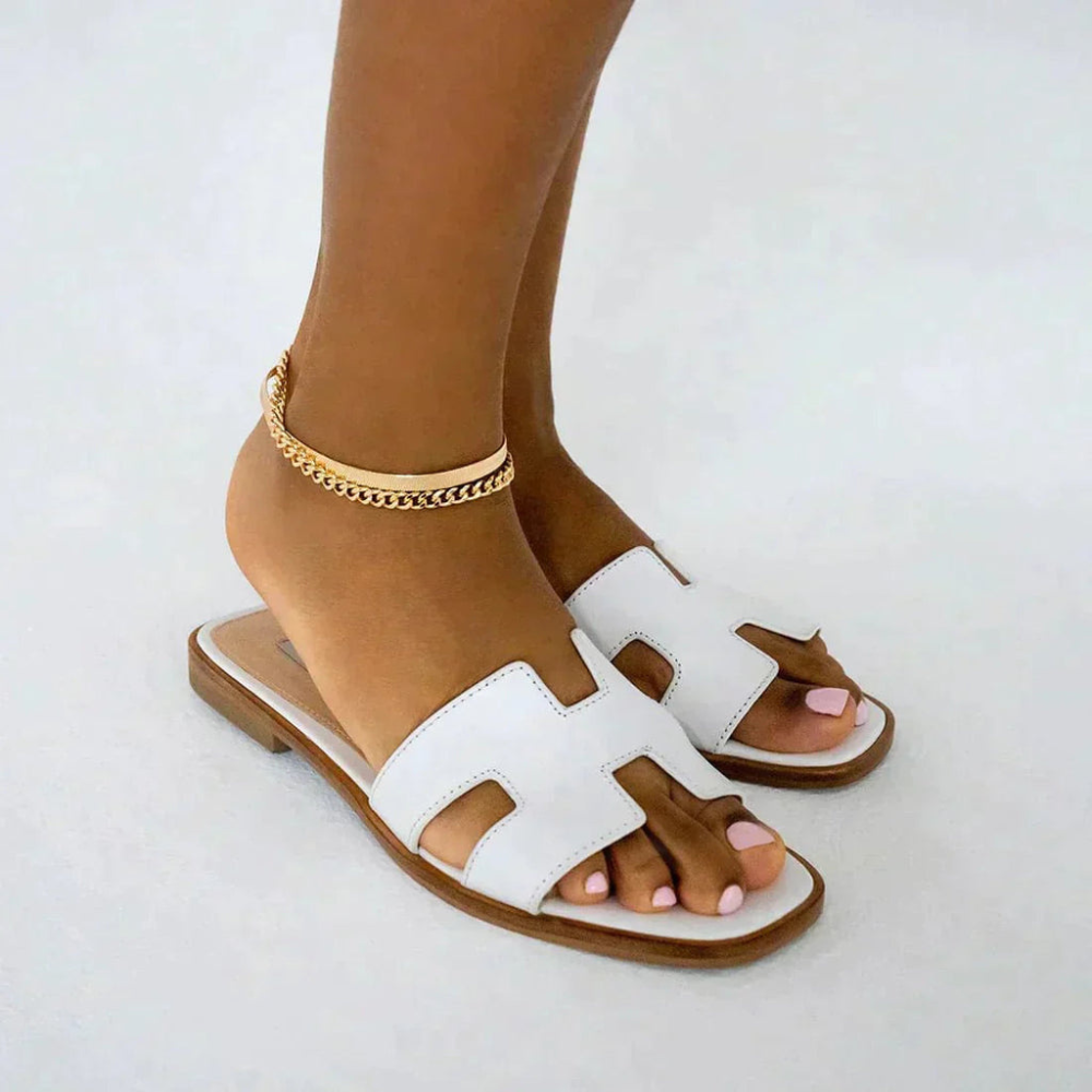 Renate - Open Teen Platte Slippers met Ademend Ontwerp Velani