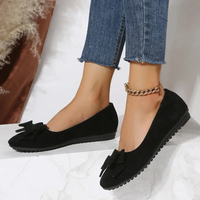 Quinn – Platte zool schoenen met ronde neus en strikdetail Velani